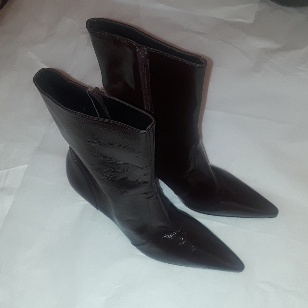 Gianni Bini Dark Brown Heeled Boots